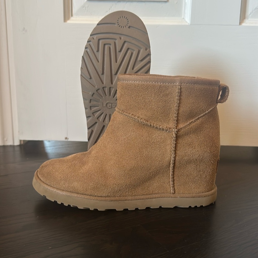 Women’s Ugg wedge boots. Size 7.
